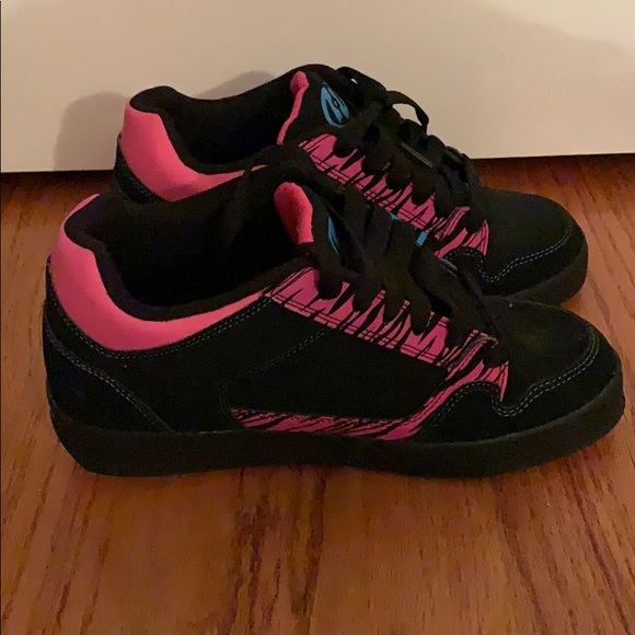 Heely’s - Picture 4 of 5